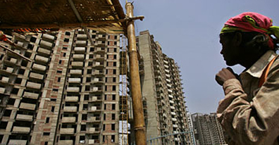UPA\'s housing schemes to merge; Govt for more private sector role